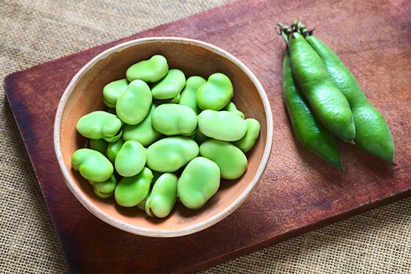 Broad beans, raw