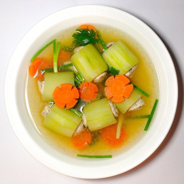 Cucumber Soup with Pork