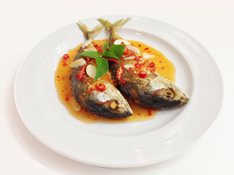 Mackerel, canned in chili sauce