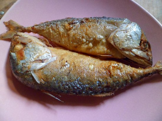 Short bodied mackerel, fried