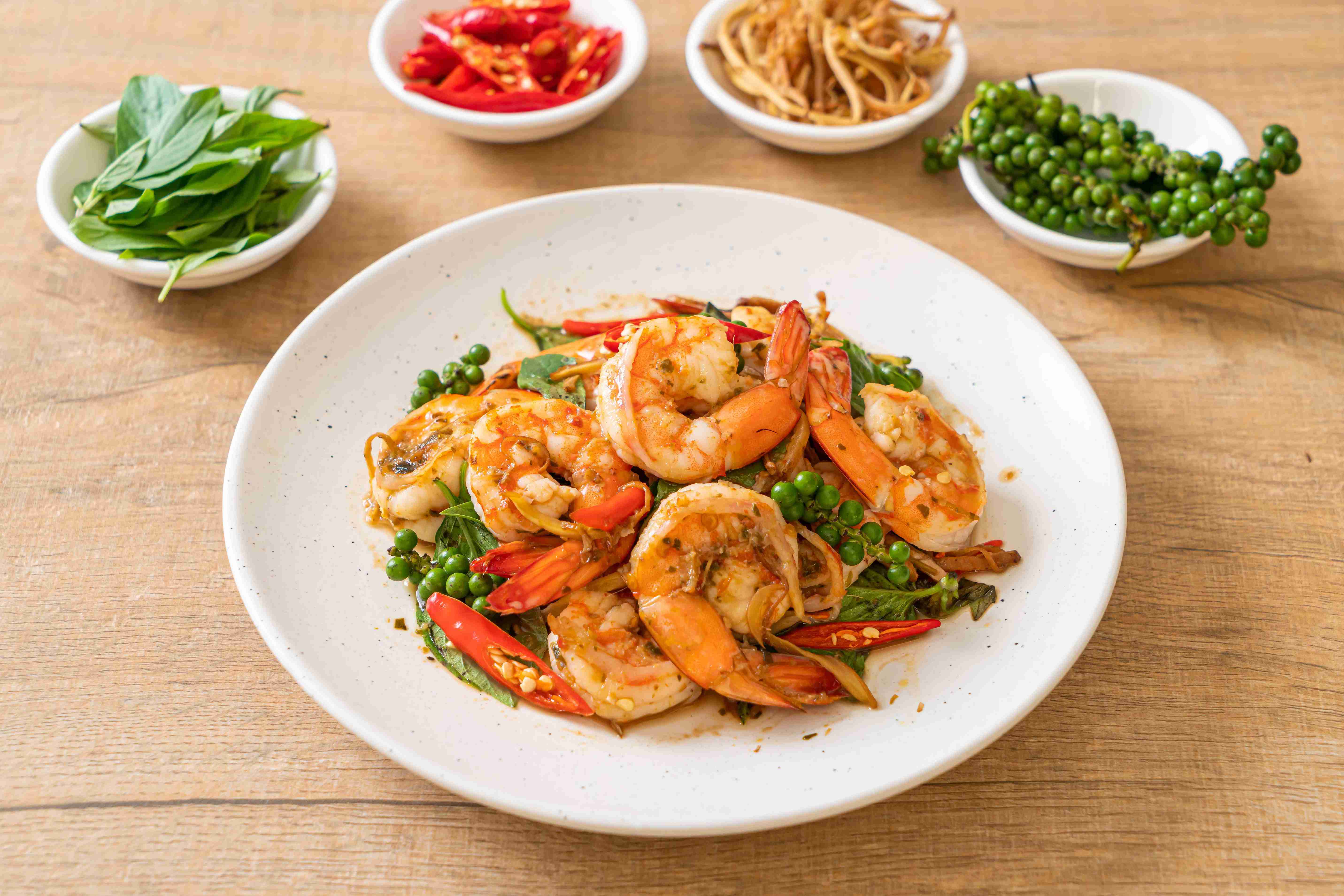 Spicy Stir-fried Shrimp with Herbs