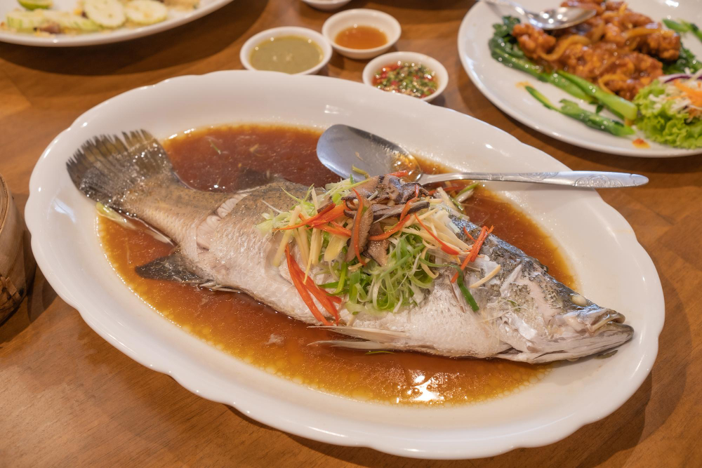 Steamed fish in soy sauce