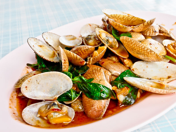Stir Fried Clams with Chili Paste